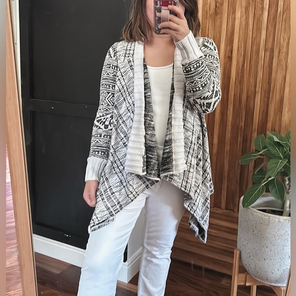 Anthropologie Sweaters - Anthropologie TINY—Open Front Waterfall Cardigan. Sz S
